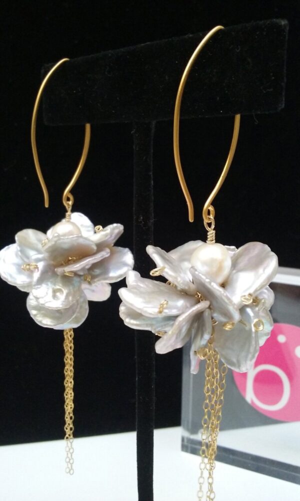 Product Image: Abundance Petal Pearl Earrings