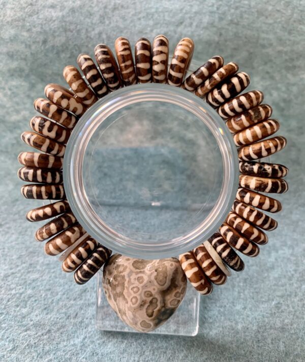 Product Image: Agate Heart Bracelet