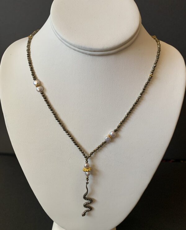 Product Image: Cute Snake Necklace