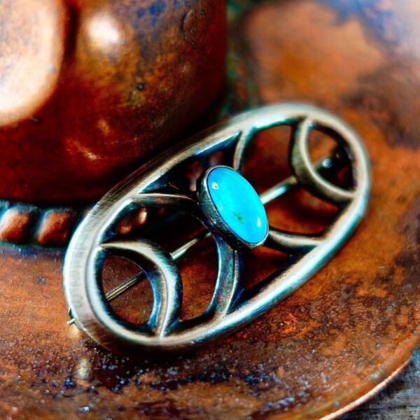 Product Image: Navajo Sandcast Pin