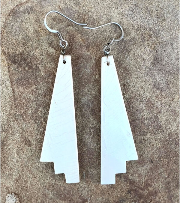 Product Image: Kiva Step Shell Dangle Earrings