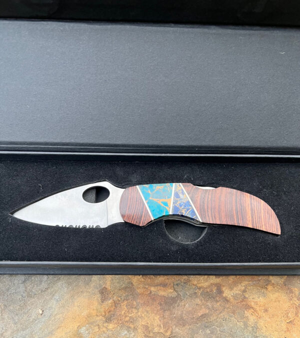 Product Image: Turquoise Inlaid Lockback Knife