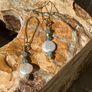 Product Image: Moon Glow Pearl Earrings