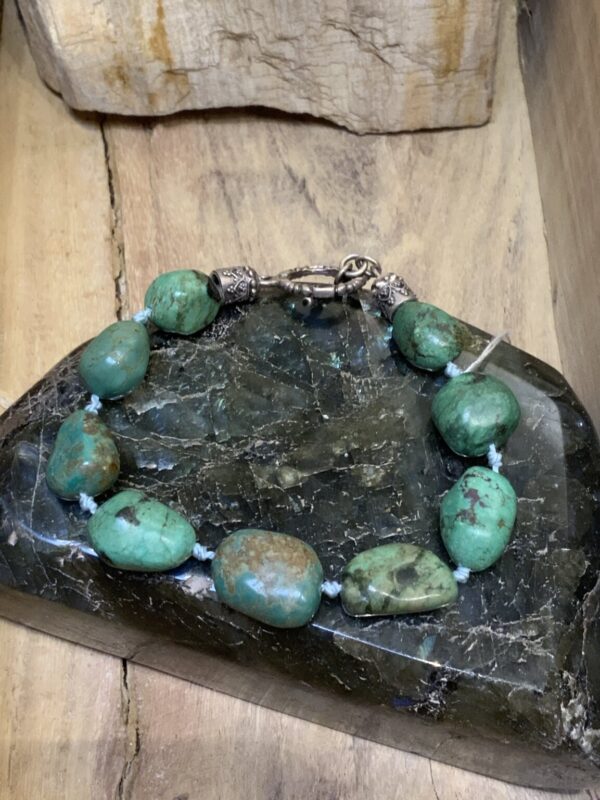 Product Image: Turquoise Knotted Bead Bracelet
