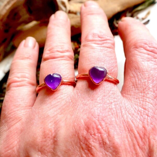 Product Image: Amethyst Heart Ring | Copper