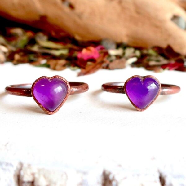 Product Image: Amethyst Heart Ring | Copper