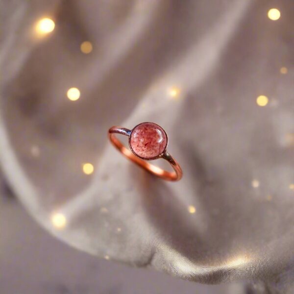 Product Image: Strawberry Quartz Ring | Copper | Size 8.25