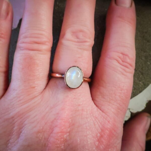 Product Image: Rainbow Moonstone Ring | Copper | Size 7.5