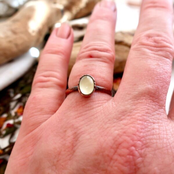 Product Image: Oval Prehnite Ring | Copper