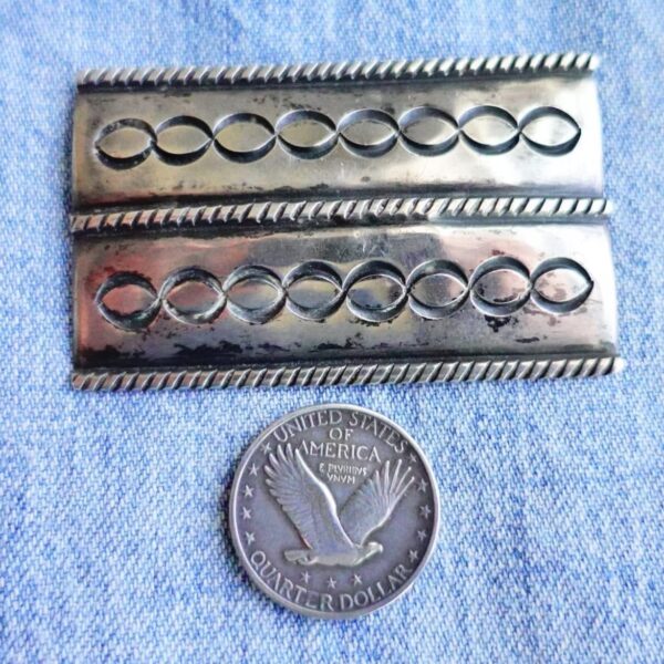 Product Image: Navajo Guild Manta Pin