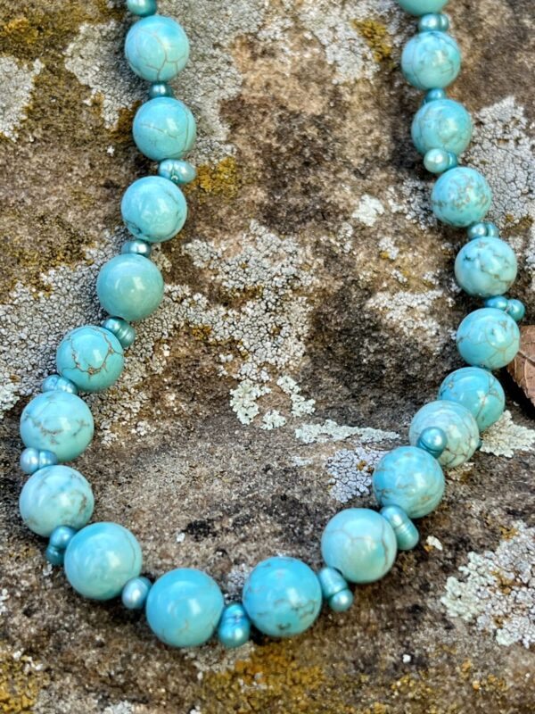 Product Image: Turquoise and Natural Pearl Necklace