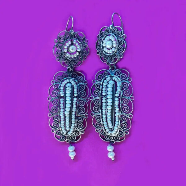 Product Image: Vintage Oaxacan filigree pearl earrings