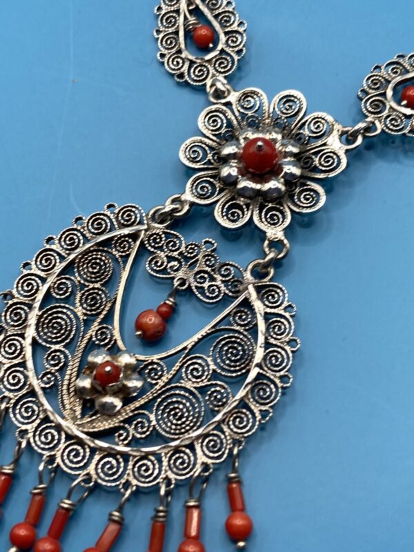 Product Image: Oaxacan vintage Silver filigree necklace with coral circa 1960