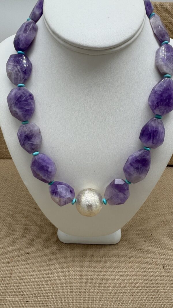 Product Image: Necklace: Amethyst Faceted Slabs, Turquoise, Satin Finish 25 mm Silver Bead, S Hook Clasp 19″