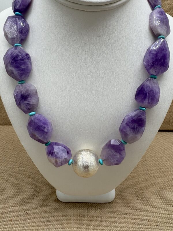 Product Image: Necklace: Amethyst Faceted Slabs, Turquoise, Satin Finish 25 mm Silver Bead, S Hook Clasp 19″