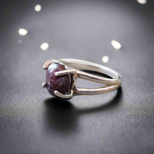 Product Image: Raw Garnet Nugget Ring in Sterling Silver for Women – Empowering Design