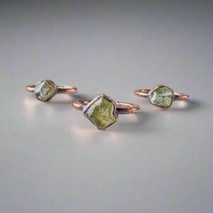 Product Image: Handmade Raw Chrome Diopside Ring in Copper Boho Style
