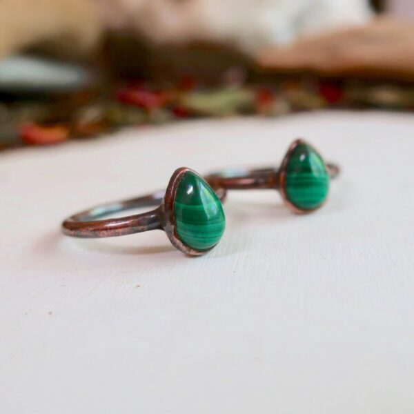 Product Image: Handmade Teardrop Malachite Ring in Unique Copper Design