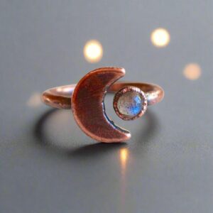Product Image: Handmade Copper Moon and Labradorite Open Ring for Intuition