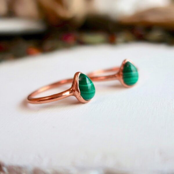Product Image: Handmade Teardrop Malachite Ring in Unique Copper Design