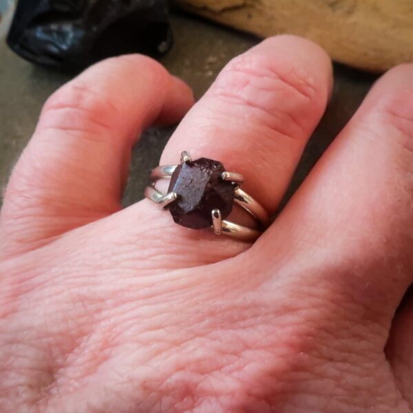 Product Image: Raw Garnet Nugget Ring in Sterling Silver for Women – Empowering Design