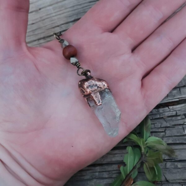 Product Image: Raw Quartz Lariat Style Necklace for Energy and Intuition