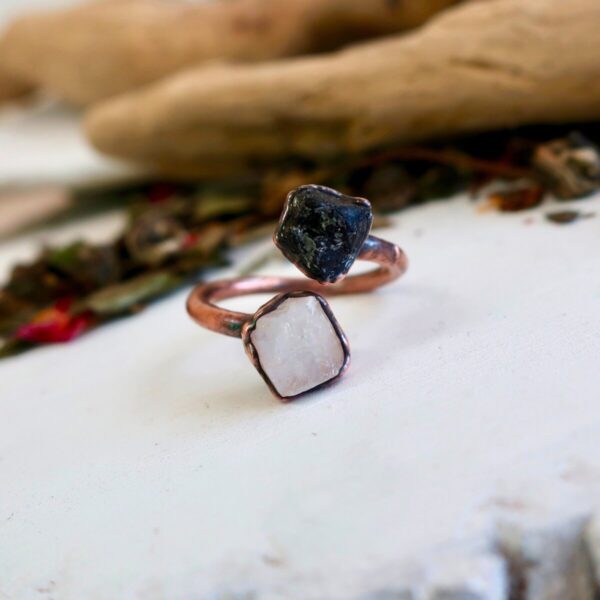 Product Image: Raw Black Tourmaline and Raw Moonstone Twist Copper Ring