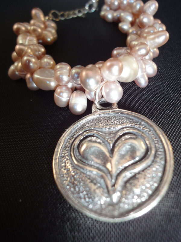 Product Image: Hearts and Pearls Bracelet