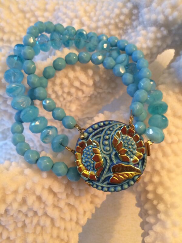 Product Image: Vintage Floral Glass Button Bracelet
