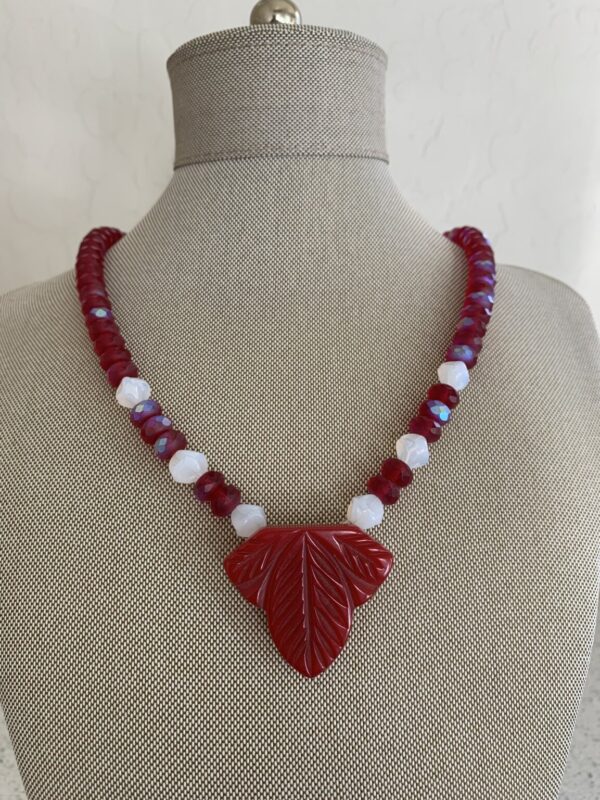 Product Image: Fall is Here – Vintage Bakelite Necklace