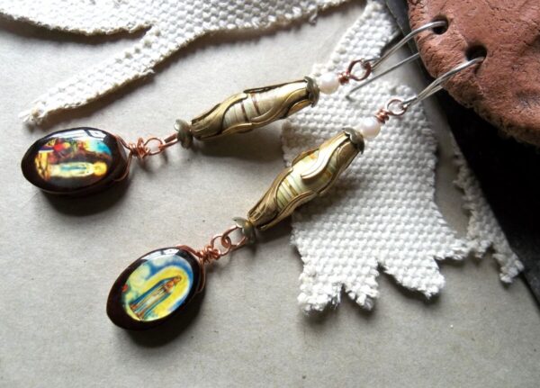 Product Image: Paper Beads w/ Wooden Iconography Drop Earrings