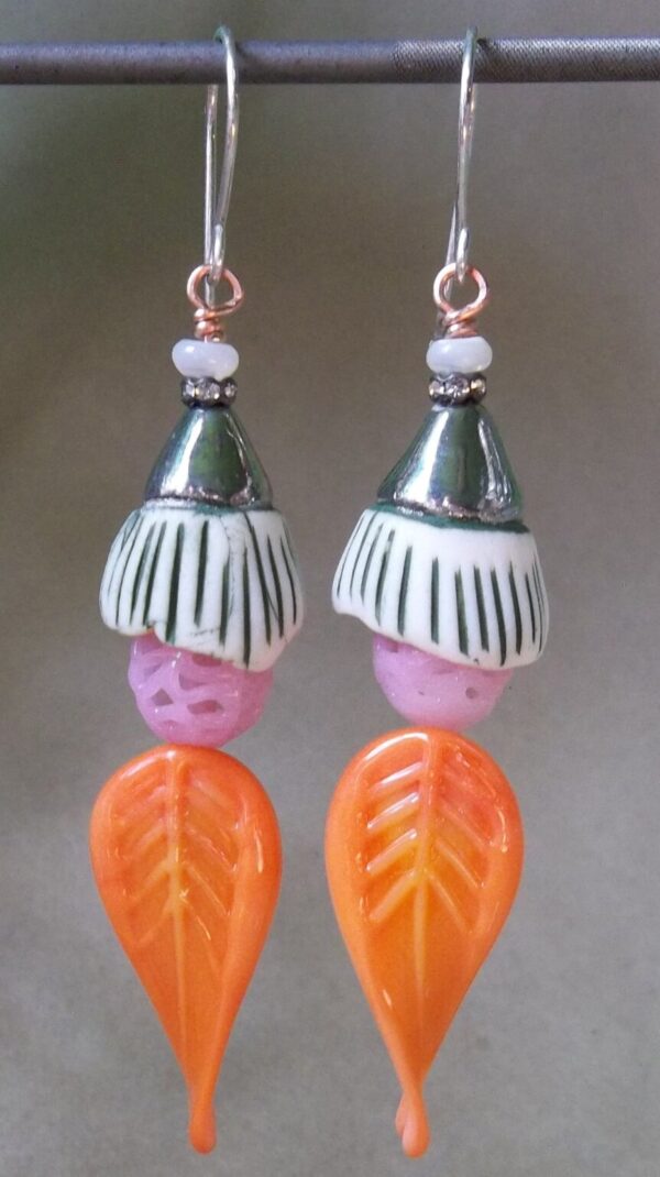 Product Image: Bag Earrings w/ Clay Bells-Lots of Swing