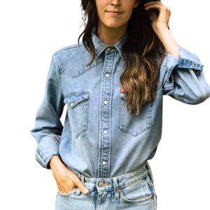 Product Image: The Wyatt Women’s Shirt