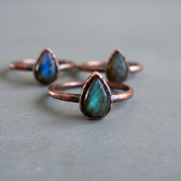 Santa Fe Marketplace Labradorite Ring – Handcrafted Copper Talisman for Inner Clarity Product Image: Labradorite Ring – Handcrafted Copper Talisman for Inner Clarity