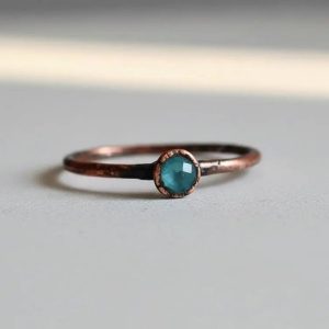 Santa Fe Marketplace Swiss Blue Topaz Ring – Handcrafted Copper Crystal Jewelry Product Image: Swiss Blue Topaz Ring – Handcrafted Copper Crystal Jewelry