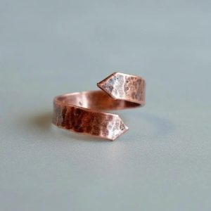 Santa Fe Marketplace Handcrafted Copper Arrow Ring For Remembering Your Path Product Image: Handcrafted Copper Arrow Ring For Remembering Your Path