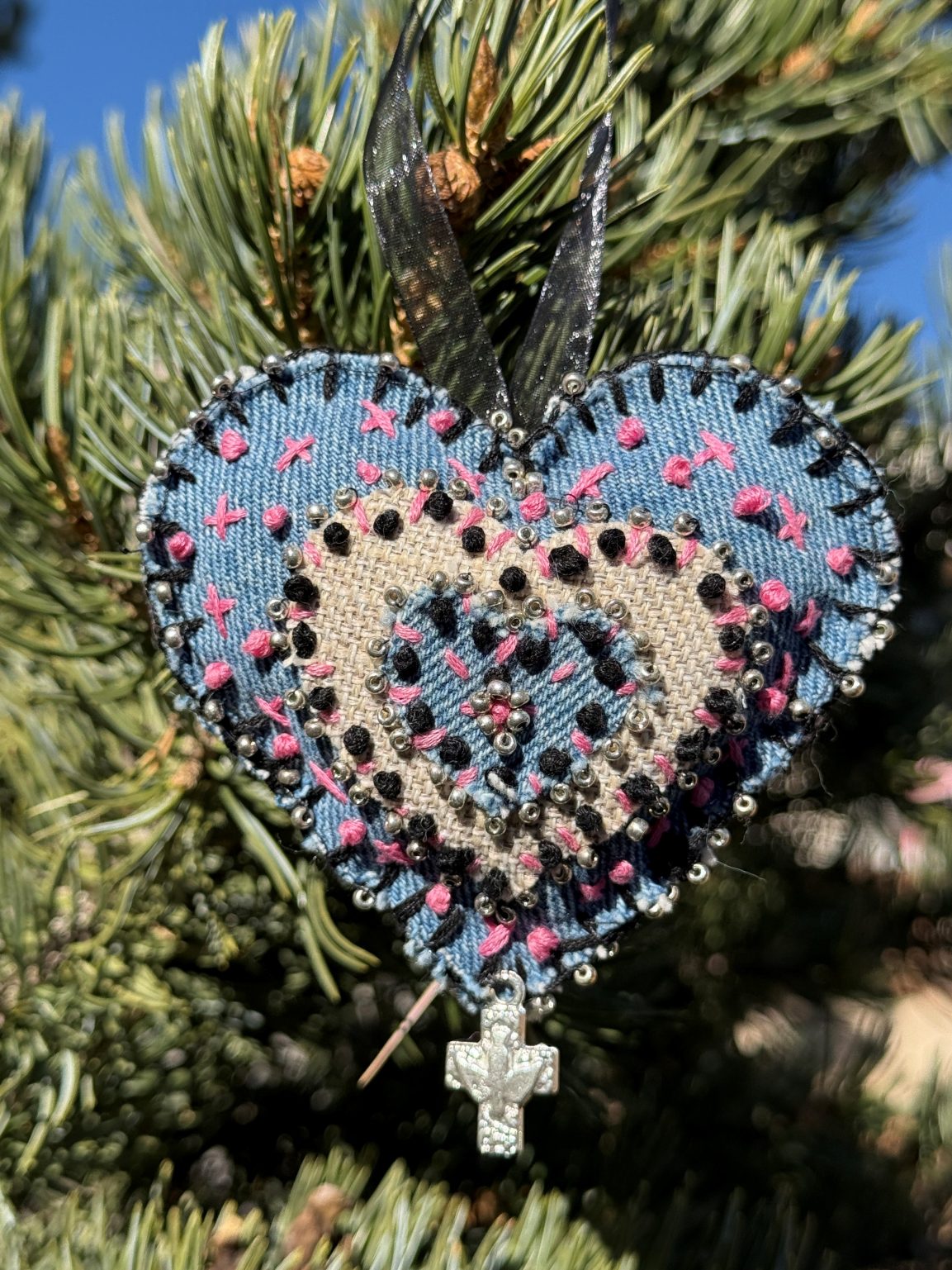 Santa Fe Marketplace Hand Embroidered Love Heart Ornaments #2 – By Annette Colby Product Image: Hand Embroidered Love Heart Ornaments #2 – By Annette Colby