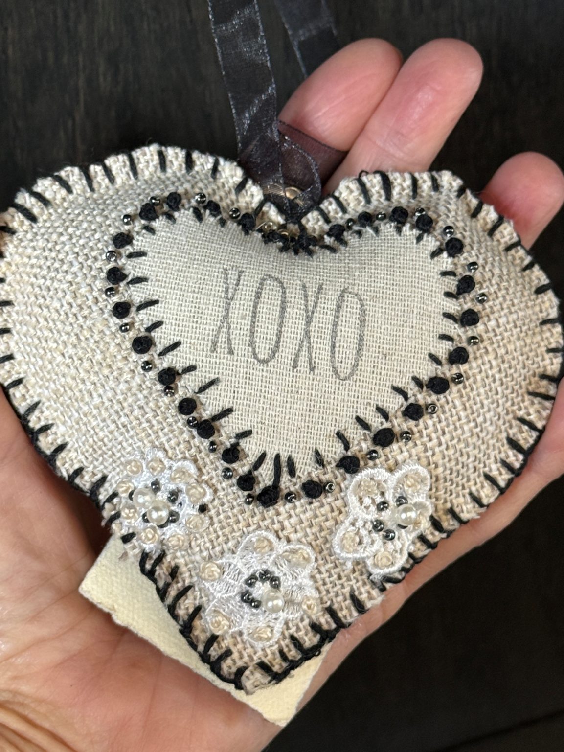 Santa Fe Marketplace Hand Embroidered Love Heart Ornaments #5 – By Annette Colby Product Image: Hand Embroidered Love Heart Ornaments #5 – By Annette Colby