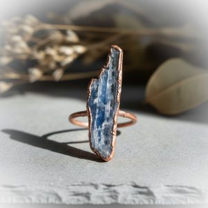 Santa Fe Marketplace Blue Kyanite Ring | Raw Blade | Handcrafted Electroformed Copper | Made to Order Product Image: Blue Kyanite Ring | Raw Blade | Handcrafted Electroformed Copper | Made to Order