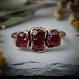 Santa Fe Marketplace Deep Red Garnet Three Stone Ring | January Birthstone | Antique Copper Electroformed | Made to Order Product Image: Deep Red Garnet Three Stone Ring | January Birthstone | Antique Copper Electroformed | Made to Order